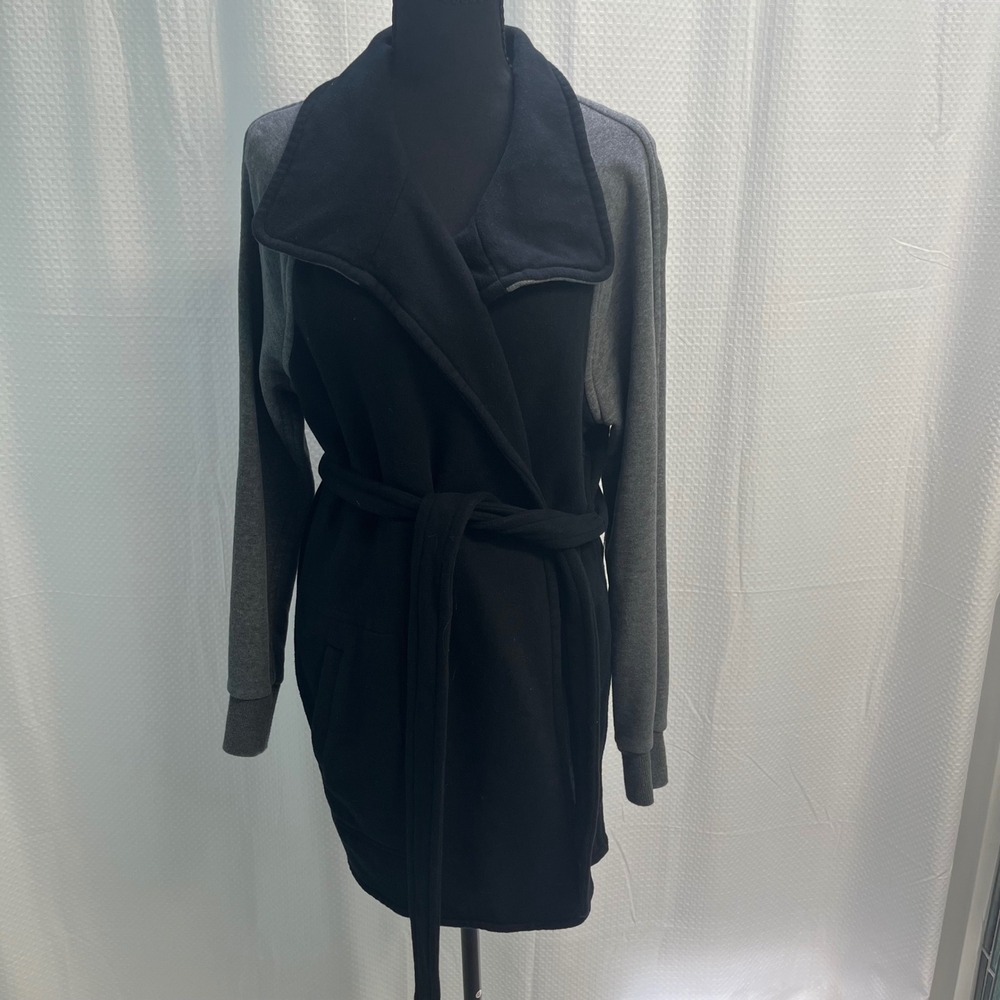 Standard James Perse Black Gray Colorblock Wrap Belted Coat Size 2